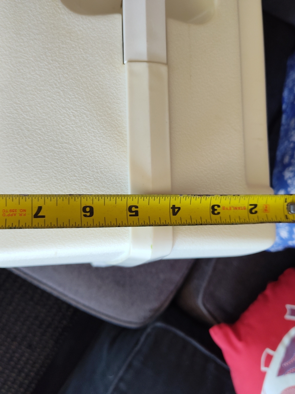 Plastic Sewing Machine Case - Picture 8 of 11